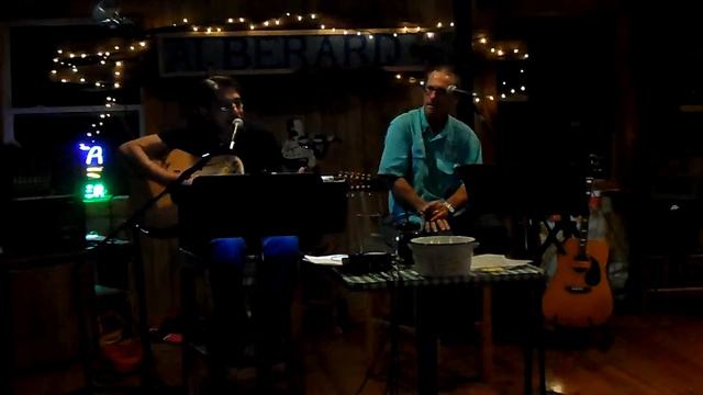 Kenny Liner and David Allemond performing LA Freeway at McGees Landing смотреть онлайн