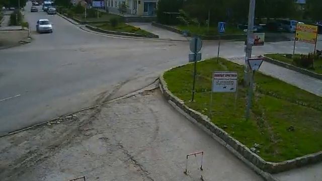 Перекрёсток в Щёлкино, 08.10.2013 - time-lapse с камеры 2 смотреть онлайн