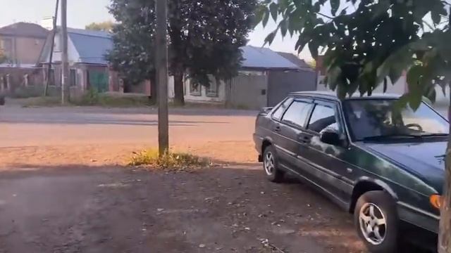 Бугульма, Космонавтов 3 (у входа) смотреть онлайн