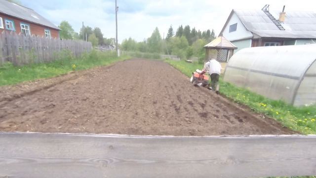 Мотоблок Агро .Посадка картошки смотреть онлайн