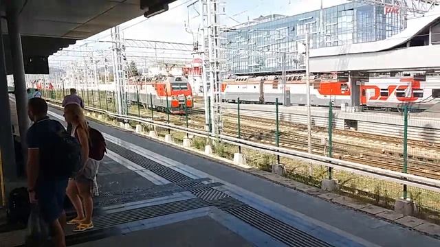 ЖД ВОКЗАЛ АДЛЕРА. Спуск к платформе.