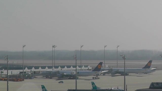 MUC Airport Franz-Joseph Strauss Overview смотреть онлайн
