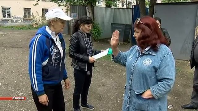 Зону в радиусе десяти метров от мусорных баков должен содержать в чистоте собственник! смотреть онлайн