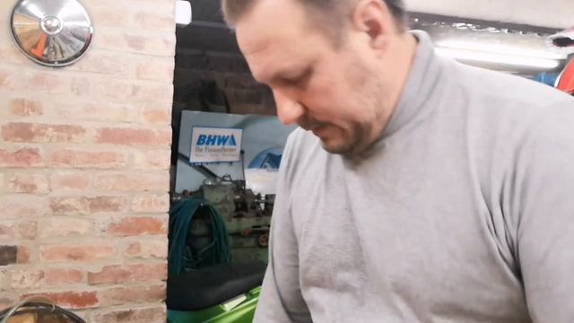 Делаем крепления номера на скутер смотреть онлайн