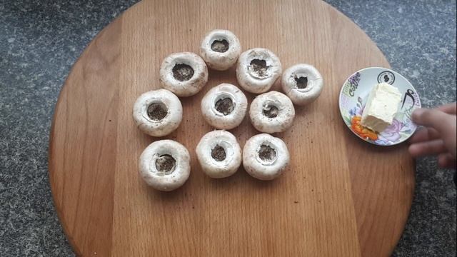 Шашлык из грибов шампиньонов. Картошка с салом на мангале. смотреть онлайн