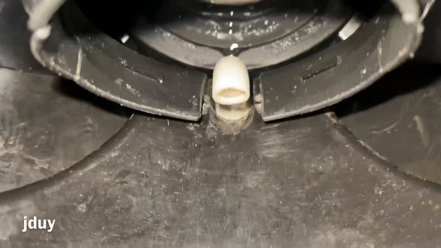 Why Is My Refrigerator Leaking? Fix for Water Dripping from Ice-Maker Door Flapper — GE Side-by-Sid смотреть онлайн