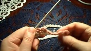 Красивая обвязка края изделия крючком. Обвязка пышными столбиками  горловины, низа изделий