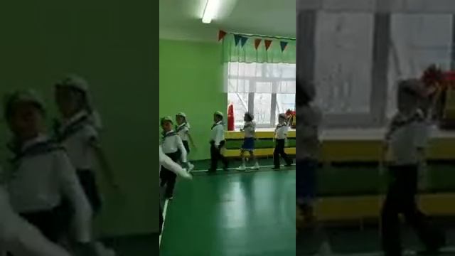 Смотр песни и строя группа "Кораблик" смотреть онлайн