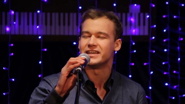 Вадим Дзюба, стихотворение Сергея Есенина "Всё живое особой метой..." смотреть онлайн