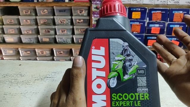MOTUL 5W-30 SCOOTER EXPERT LE ENGINE OIL #motul #bikeinfotech смотреть онлайн