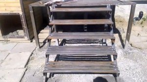 Крыльцо из металла частного дома часть 5.