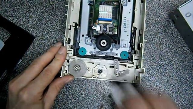 Ремонт заедающей каретки DVD, CD оптического привода(Repair of a jammed carriage DVD optical drive смотреть онлайн