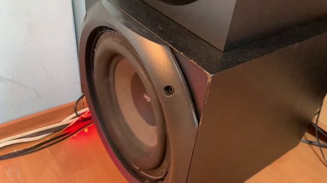 Logitech z906/5500 MEGA BASS смотреть онлайн