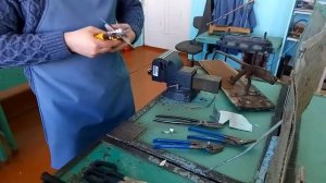 Резание тонколистового металла слесарными ножницами