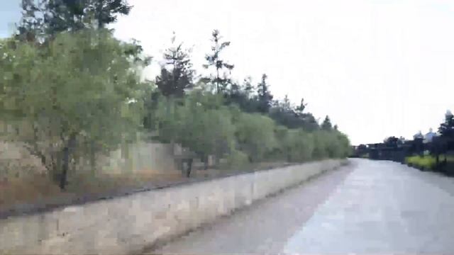 ПАРНЫЙ ЗАЕЗД НА ЭЛЕКТРОСАМОКАТАХ НА НАБЕРЕЖНОЙ!Поездка без пробок,НО с ветерком. смотреть онлайн