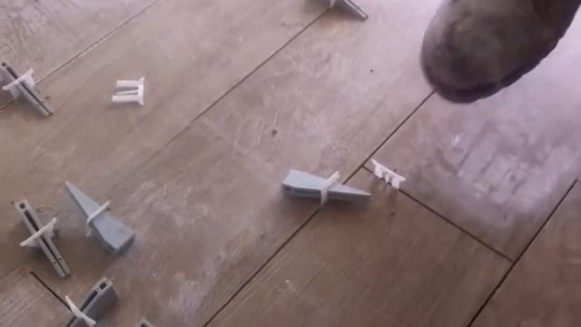 Seramik fayans mermer granit döşeme sistemi takoz çıkarma - Smooth Eco смотреть онлайн