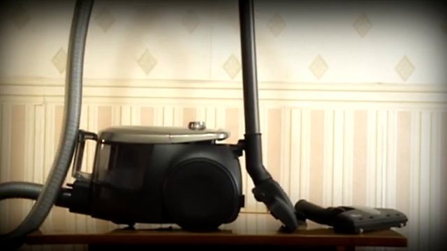 Демонстрация работы пылесоса Samsung SC 4750 смотреть онлайн