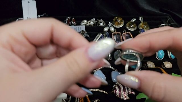 Украшения из шкатулок (б/у) 2.01 смотреть онлайн