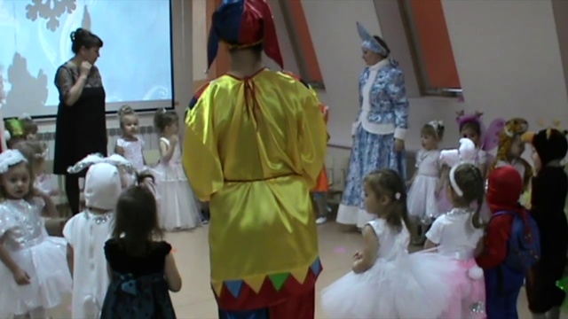 mladshaya_nov_god720 смотреть онлайн