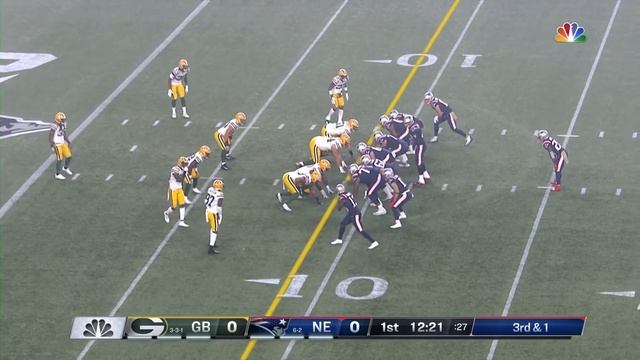 Brady & White Lead Lightning-Fast Opening TD Drive! смотреть онлайн