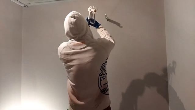 Безвоздушная покраска. Airless Sprayer. Сопло - Wagner HEA ProTip 411, краска -  Sadolin EXPERT 4