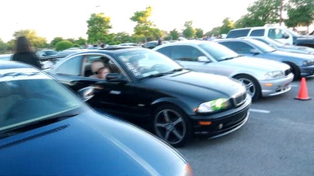 Checking out Austin car meets! смотреть онлайн