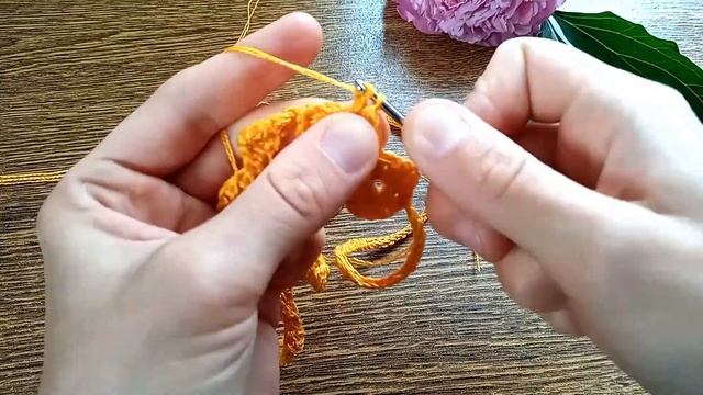 Вяжем декоративную повязку на голову для девочки крючком. Crochet baby tieback. смотреть онлайн