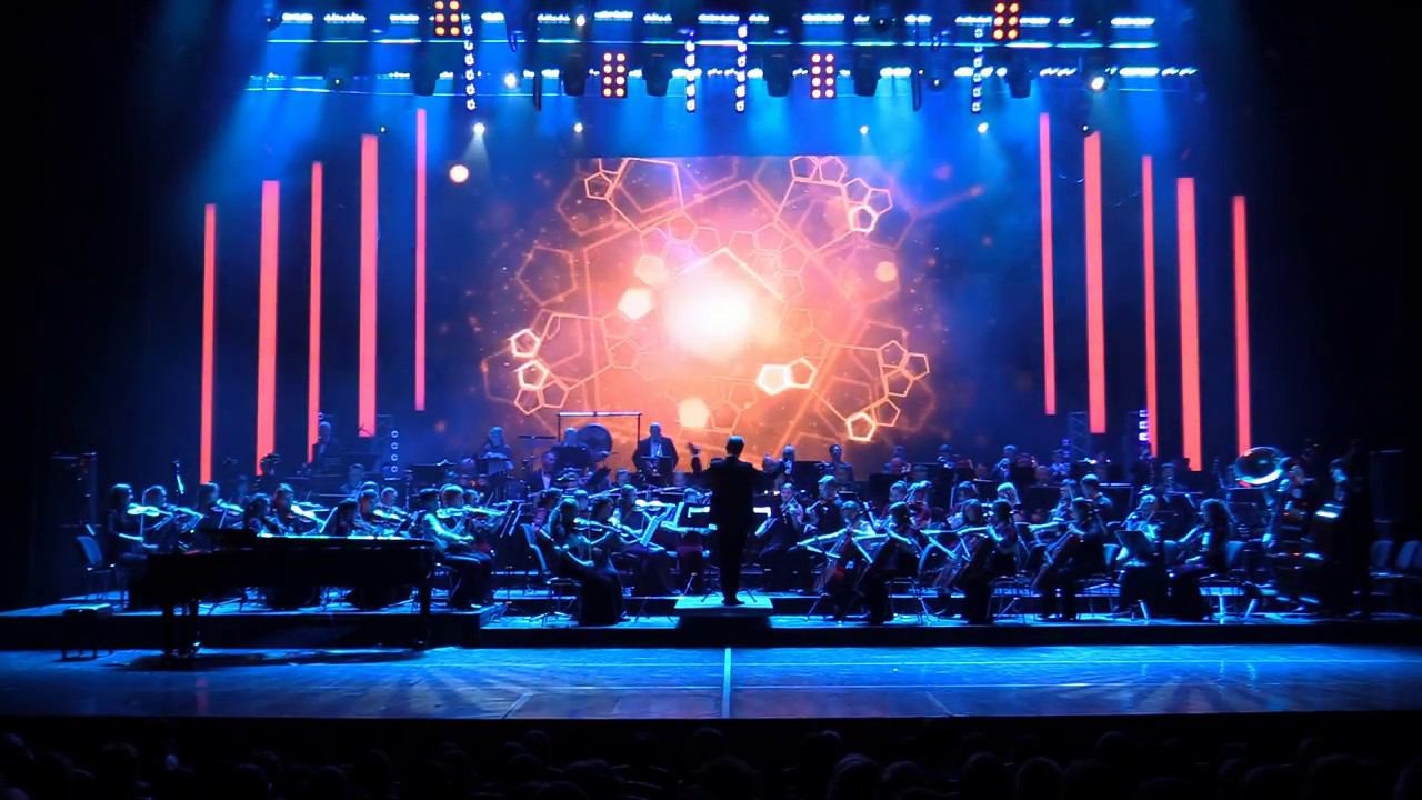 "Strike up the Band" смотреть онлайн