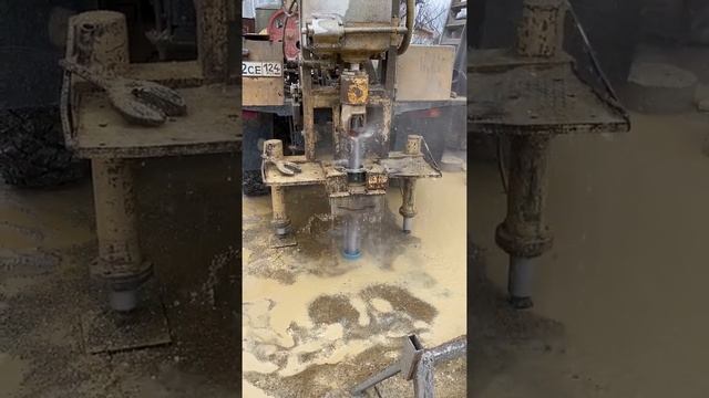 Бурение скважины в Крыму. Севастополь. Прокачка скважины. смотреть онлайн