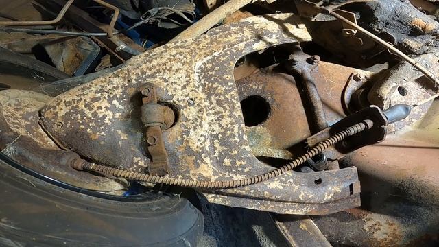 Pulling the Corvair's ENTIRE Drivetrain! смотреть онлайн