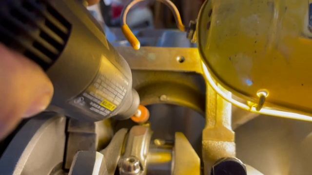 Rod Clearancing - Ford 289 302 Stroker Rebuild part 5 смотреть онлайн