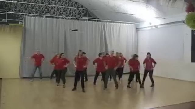 Ballo di gruppo TARANTELLA DANZA VESUVIANA by Claudio Ballantino смотреть онлайн