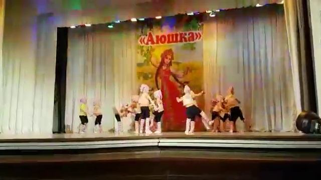 Танец,,Гномики,, смотреть онлайн