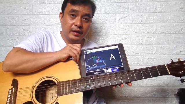 HOW TO TUNE A GUITAR #guitartutorial смотреть онлайн