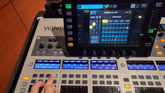 Behinger WING console 's New Copy interface is Great. смотреть онлайн