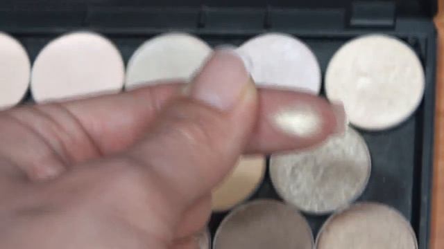 Тени мас ( swatches) часть 1/ MAC eyeshadows swatches part 1 смотреть онлайн