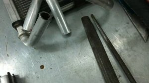 Kia Sportage 2 - Замена радиатора печки, без снятия панели.