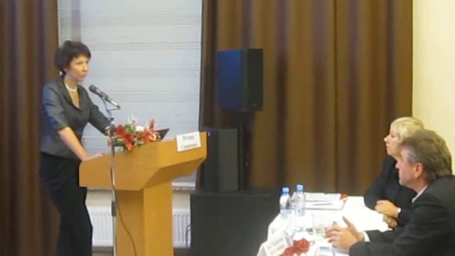Регина Савинова на конференции по перманентному макияжу смотреть онлайн