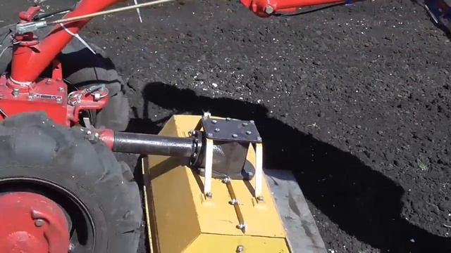 Фрезерование почвы активной фрезой смотреть онлайн