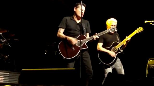 Golden Earring - "When The Lady Smiles" & "The Devil Made Me Do It" 1/2 (21-03-2012) смотреть онлайн