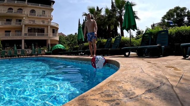 отель Holiday Лазаревское 19 мая 2023 г. смотреть онлайн