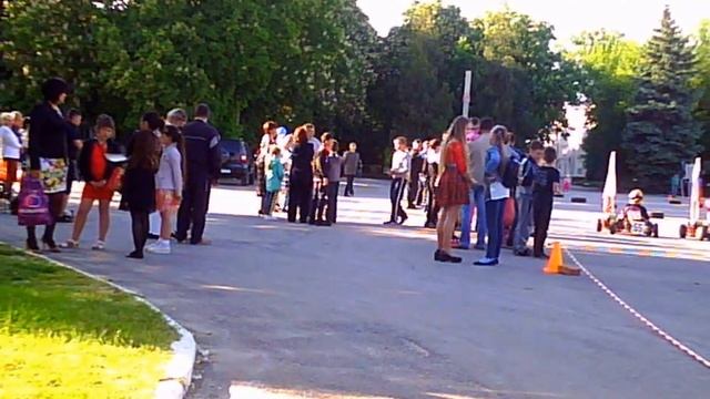 Покатушки на картингах смотреть онлайн