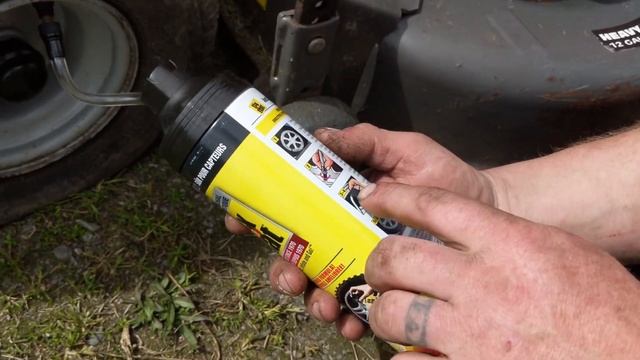 Easy flat tire repair using Fix a Flat Product. How to fix a flat tire on a rider / lawn tractor смотреть онлайн
