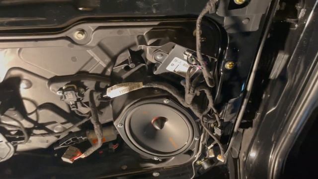 How to: Door Speaker Install on '21 Jeep Grand Cherokee смотреть онлайн