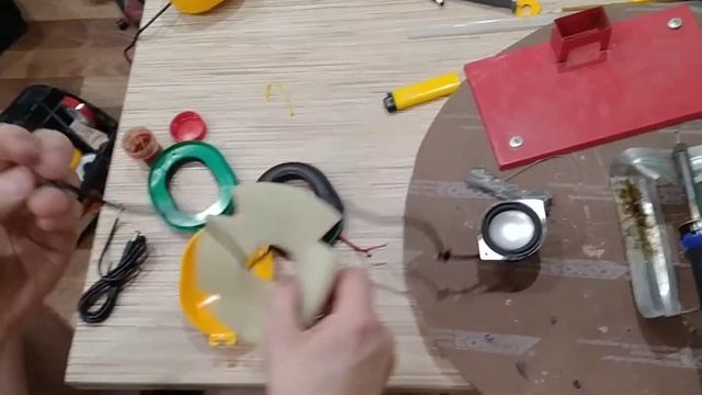 Наушники с крутым звуком своими руками из из китайских колонок. В рабочие наушники долби атмос звук смотреть онлайн