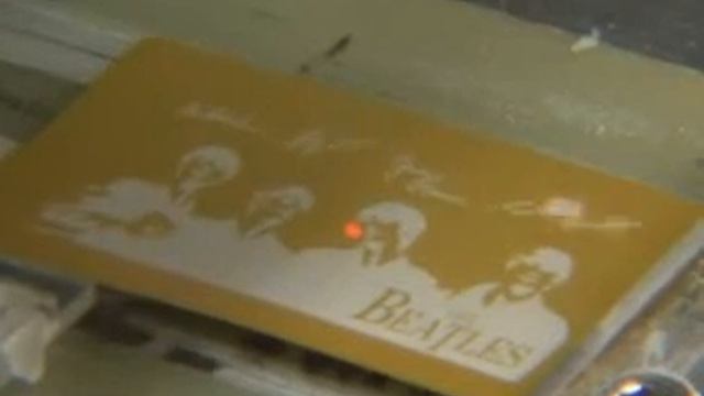 YP-P2 von Samsung Beatles Version смотреть онлайн