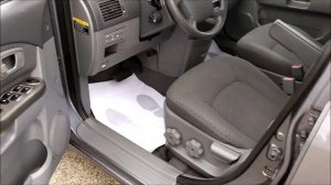 KIA CARENS 1 8 AUT  2003