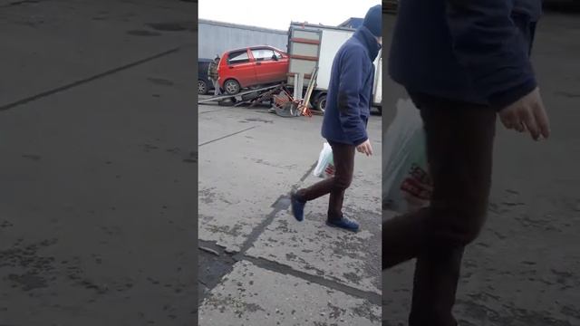 Загоняют матиз в газель:)) смотреть онлайн
