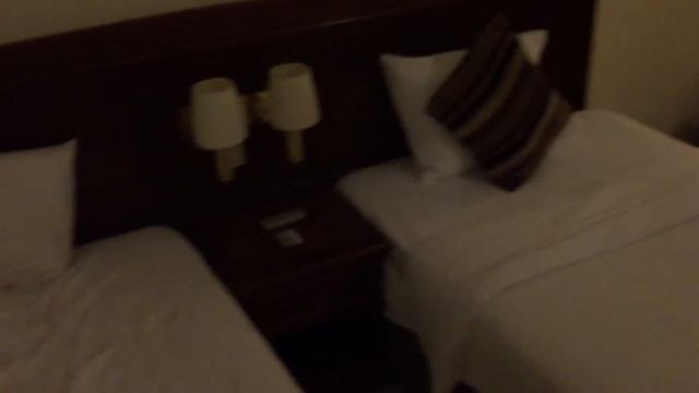THE REAL DUBAI 4: THE MOON VALLEY HOTEL APARTMENTS in Bur Juman смотреть онлайн