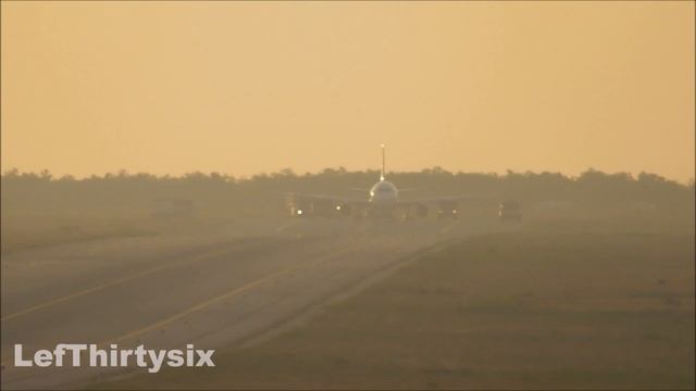 [HD] Airbus A320-212 Condor Emergency Landing At Brindisi Airport [Full Video]